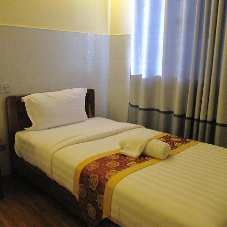 Shwe Wun Yan Motel Баган Екстериор снимка