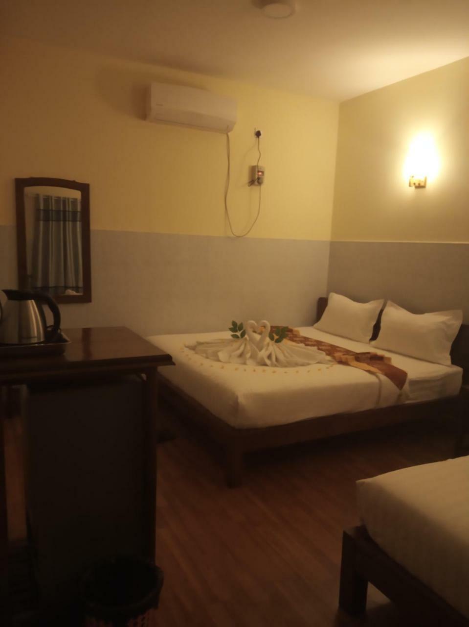 Shwe Wun Yan Motel Баган Екстериор снимка