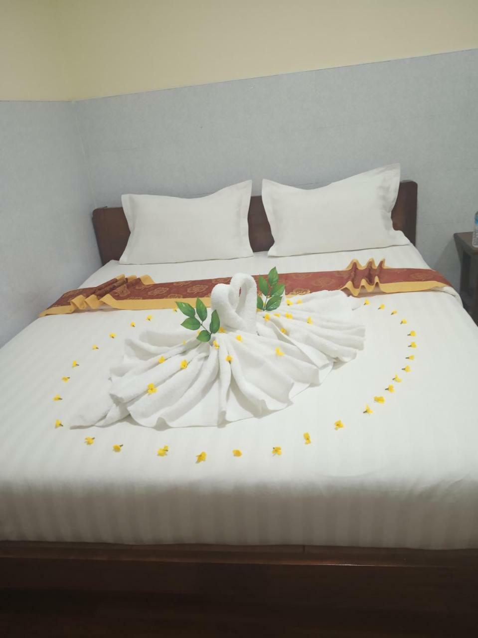 Shwe Wun Yan Motel Баган Екстериор снимка