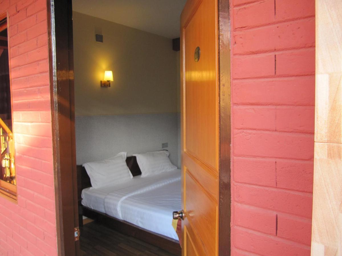 Shwe Wun Yan Motel Баган Екстериор снимка