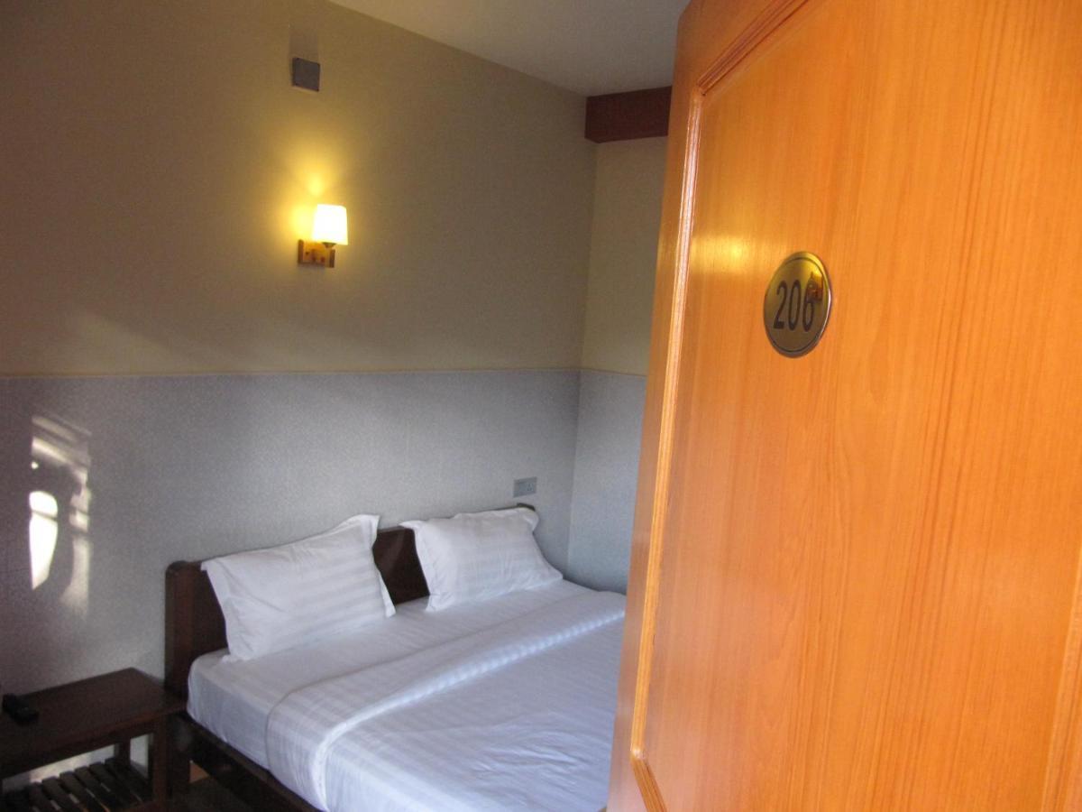 Shwe Wun Yan Motel Баган Екстериор снимка